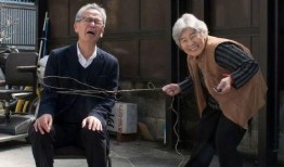 娱乐吃瓜酱老人头像,揭秘娱乐吃瓜酱老人头像背后的故事